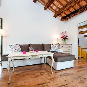 Casa Alek Rovigno